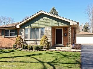 628 N Hickory Ave, Arlington Heights, IL