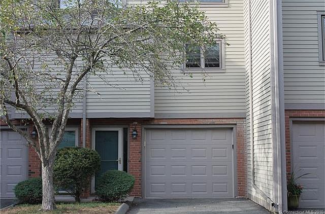front exterior/ one car garage