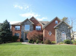 1149 Monarchos Rdg, Union, KY 41091