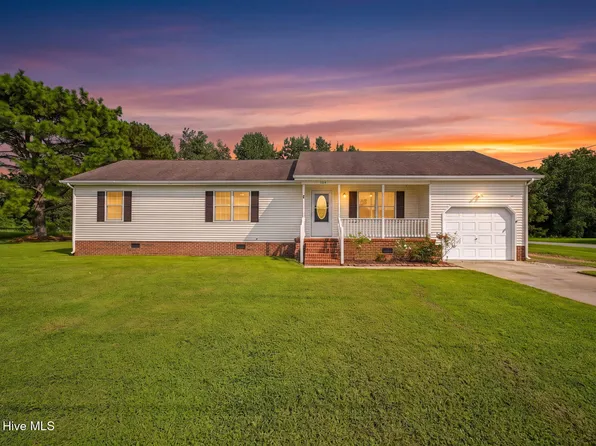 104 Sample Drive, Elizabeth City, NC 27909