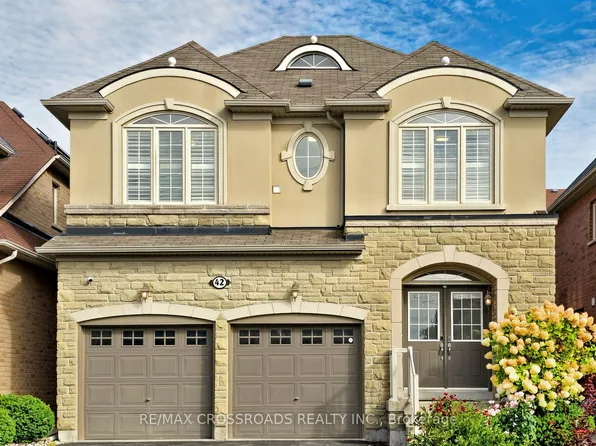 42 Bowkett Dr, Richmond Hill, ON L4E 0J7