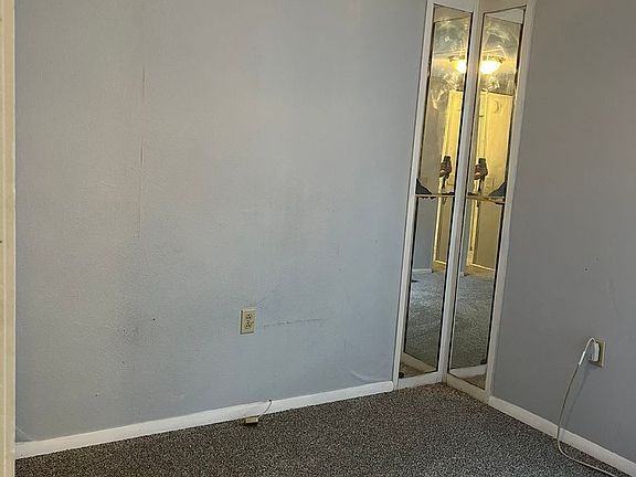 4th image of 115 Nightingale Ct