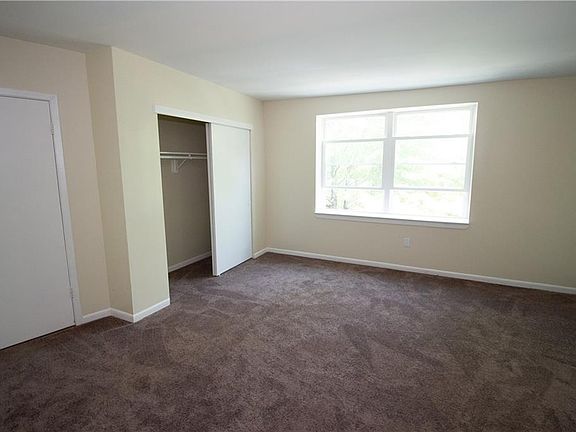 5th image of 1425 Crotona Ave