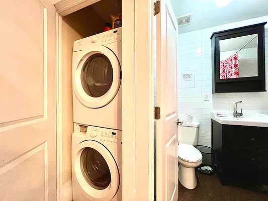 Rented by Doorway NYC, LLC | media 33