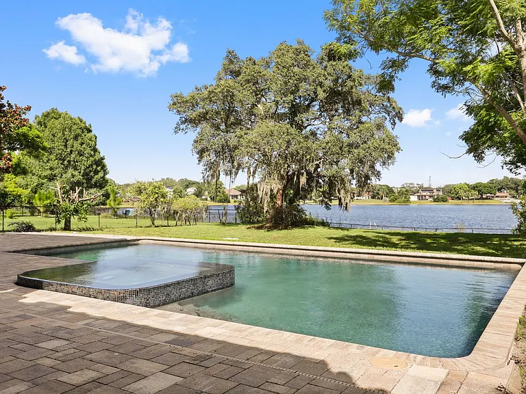 5554 Palm Lake Cir — Photo 70