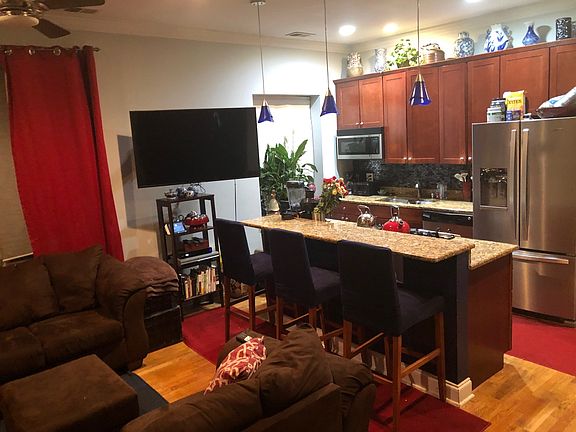 2nd image of 510 E Oakwood Blvd APT 1