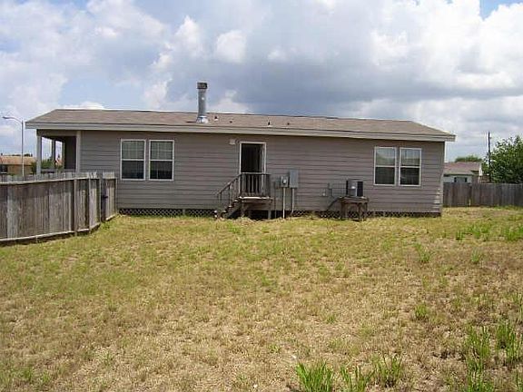 2nd image of 17114 Sunshine Bay Dr