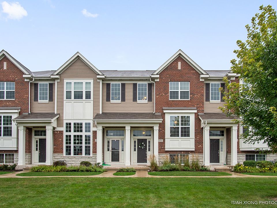 1st image of 2551 Dunraven Ave