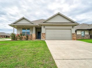 2432 Alta Vista Ln, Edmond, OK 73034