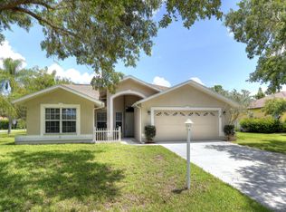 19267 Pine Run Ln, Fort Myers, FL 33967