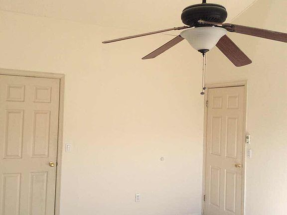 5th image of 69 Simmons Ln