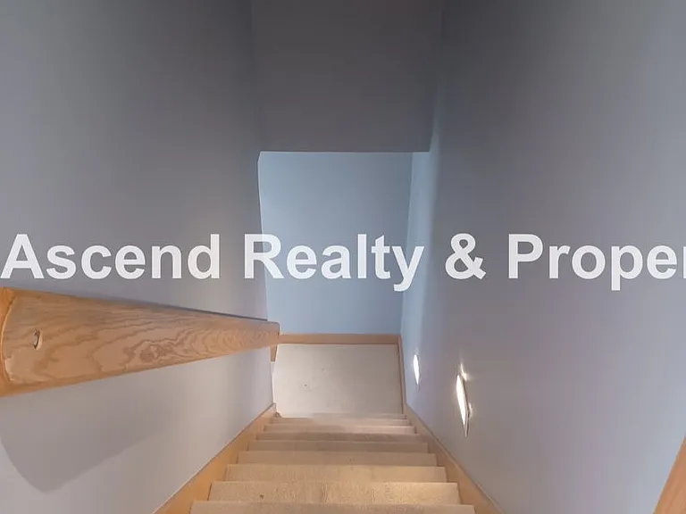 830 SW Broadway Dr #8 — Photo 13
