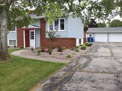 1482 County Road O, Neenah, WI, 54956