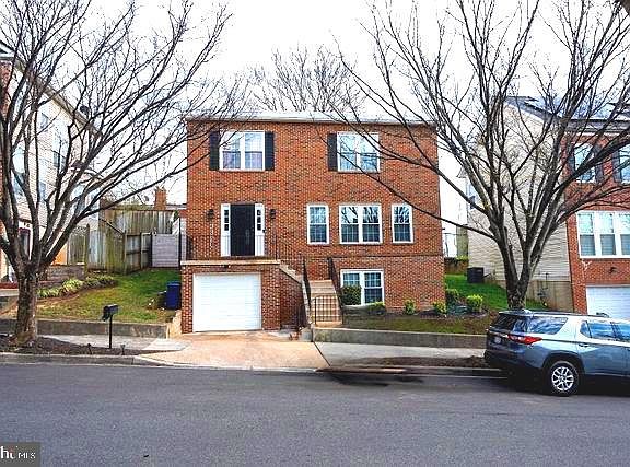 2nd image of 3320 Oxon Run Rd SE