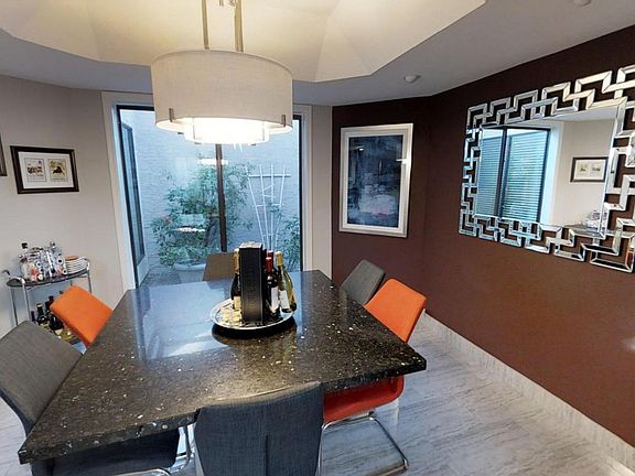 hgLHL9XxtYR - 12.29.2017_12.18.14