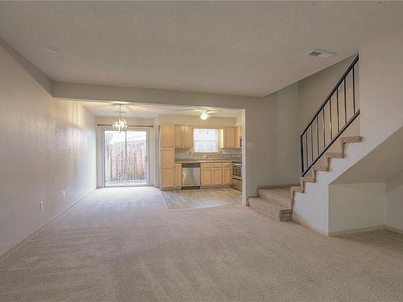 2nd image of 1274 NW Phelps Ct