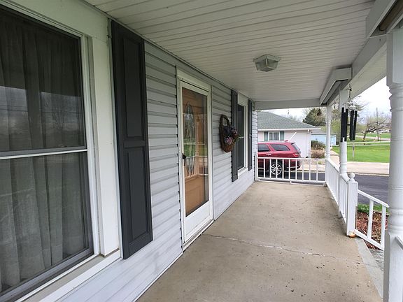 2nd image of 2721 Cherrywood Ave