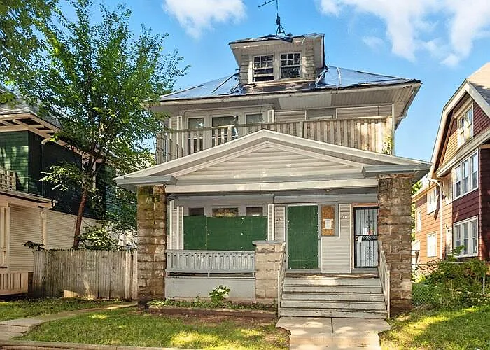 2429 North 44th STREET photo 1