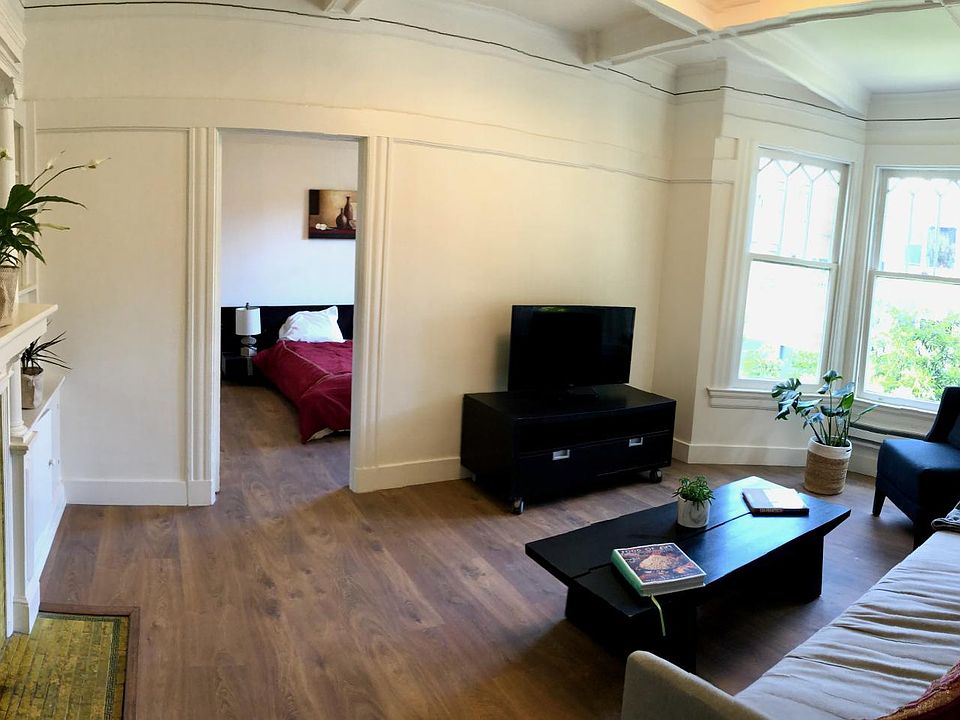 1st image of 1420 Waller St