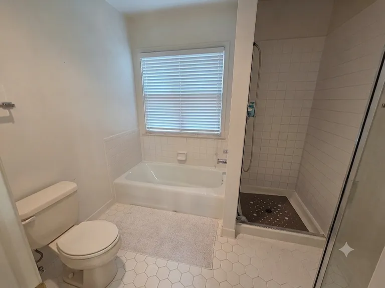 1443 Hampton Hill Cir — Photo 17