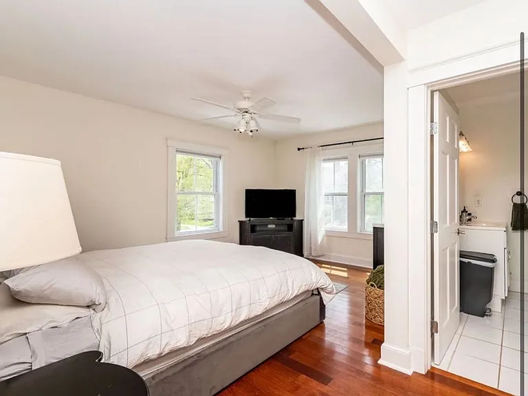 301 Richards Ave — Photo 20