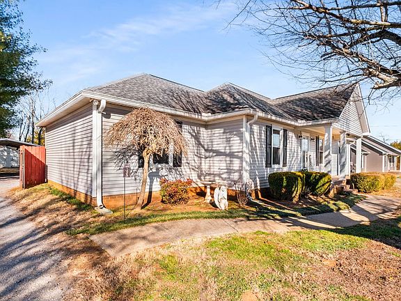 2nd image of 107 Platte Dr