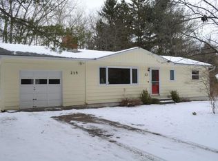 215 Tareyton Dr, Ithaca, NY 14850