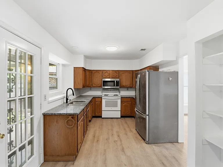 9305 Shipman St — Photo 9