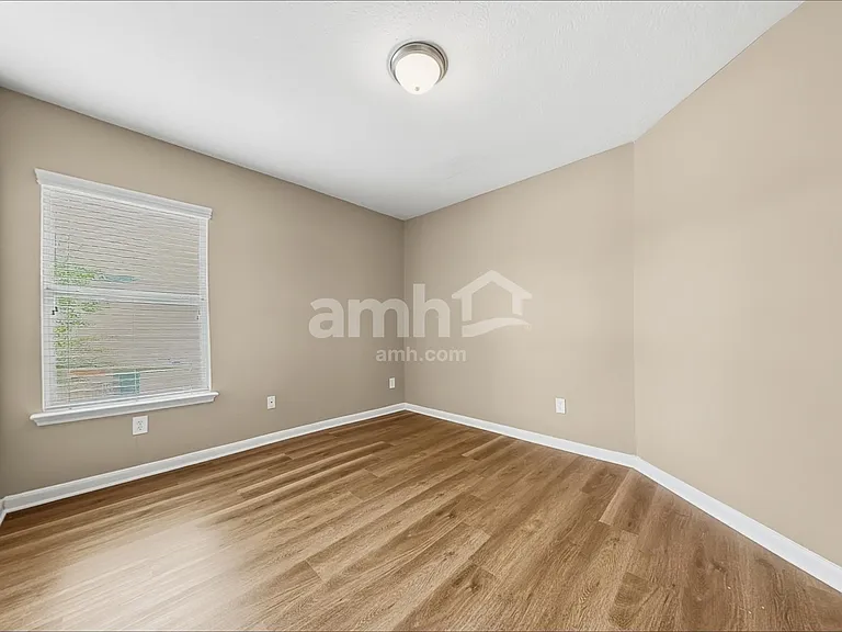 4934 Trailing Clover Ct — Photo 18