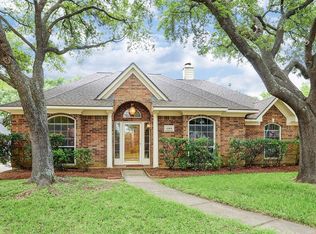 12515 Honor Park Dr, Houston, TX 77065
