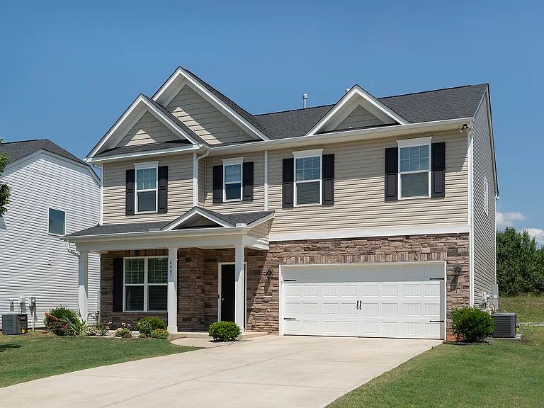 4467 Dover Ct — Photo 2