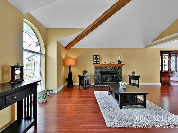 5th image of 32186 Elkford Dr