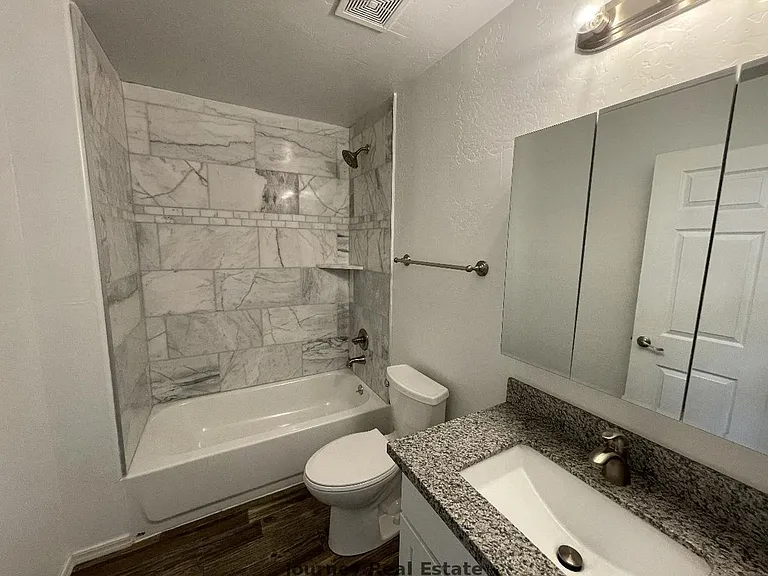 Stetson Condominiums — Photo 19
