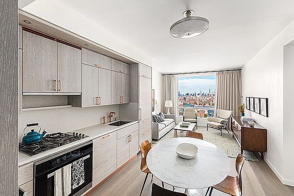 1st image of 1 City Poin APT 48B