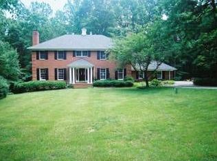 10713 Timberidge Rd, Fairfax Station, VA 22039