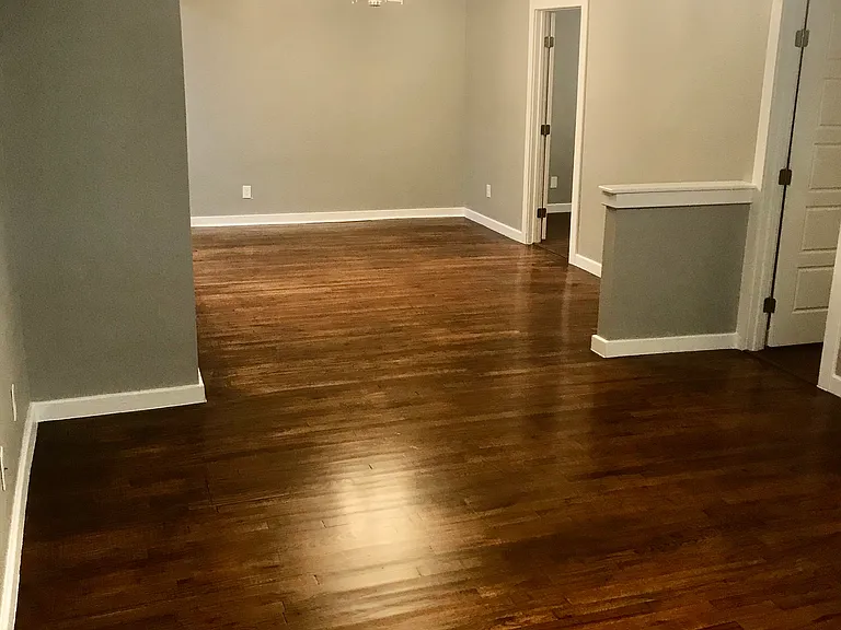 400 Centre St #101 — Photo 5