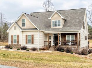 159 Windward Dr, Stokesdale, NC 27357