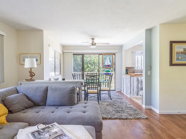 920 Lighthouse Ave #E — Photo 10