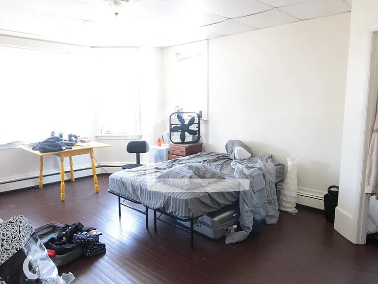 204 Harvard Ave #3 — Photo 6