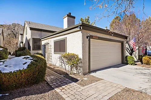 1353 Coyote Rd Photo 1