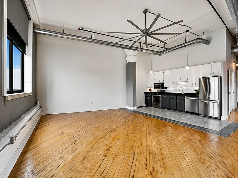 87 Peachtree St SW #506 — Photo 2