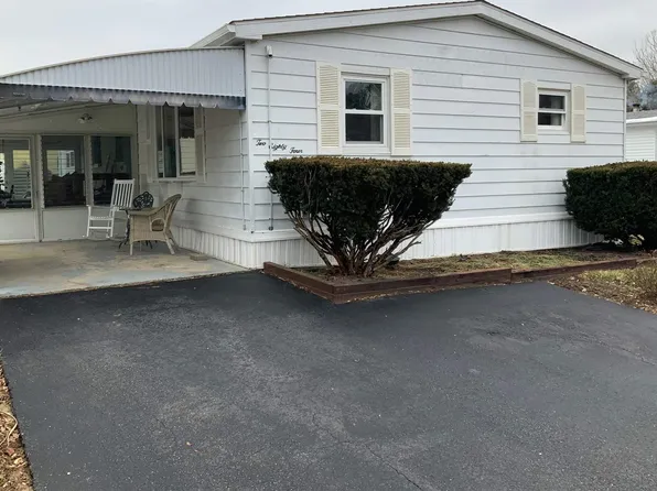 703 - 284 Fresh Pond Avenue, Calverton, NY 11933