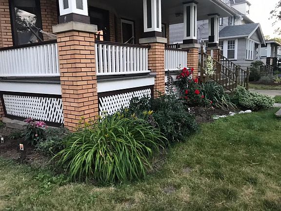 3rd image of 1332 Granger Ave