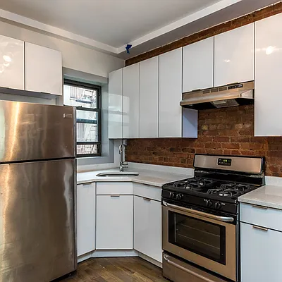 Rented by Nooklyn NYC LLC | media 46