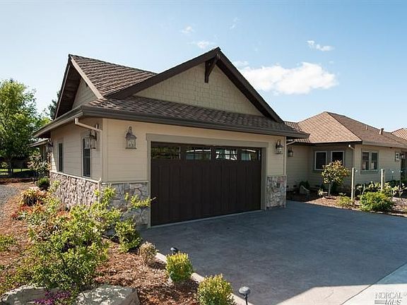 2nd image of 1701 Alan Dr