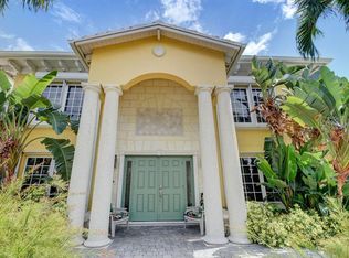 12 Fayette Dr, Ocean Ridge, FL 33435