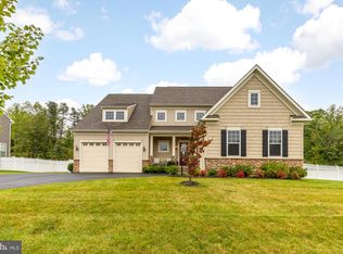 6737 John Mallard Dr, Manassas, VA 20112