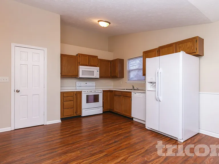 5706 Nodlehs Ct — Photo 6