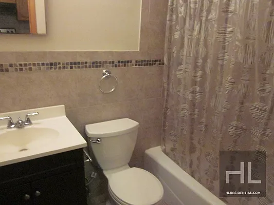 Rented by Highline Residential | media 7