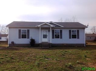 322 Lafayette Point Cir, Clarksville, TN 37042